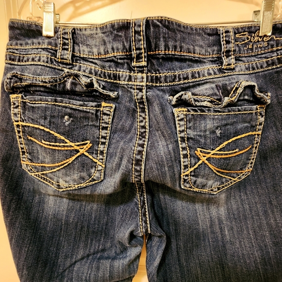 Silver capris - Picture 4 of 4